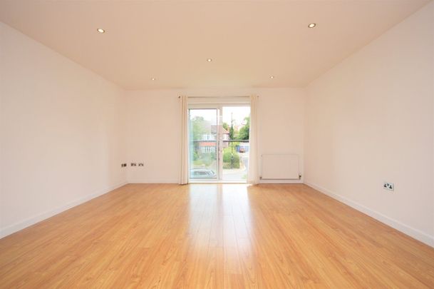 Dacres Road, London, SE23 - Photo 1