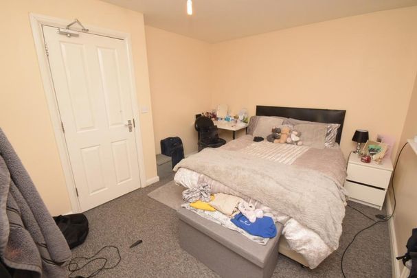 5 bedroom house to rent - Photo 1