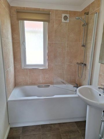 1 bedroom detached house to rent - Photo 5