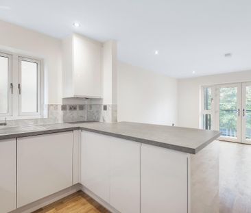 2 bedroom flat to rent - Photo 6