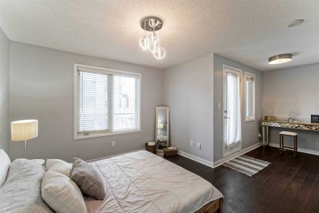 For Lease - 370 Square One Dr Drive, Mississauga, Ontario - Photo 4