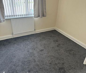 2 bedroom semi-detached house to rent - Photo 2