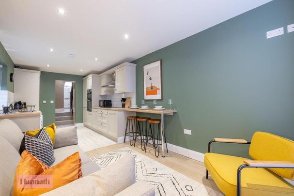 Room 1, 90 Hill Street, Lurgan, BT66 6BQ - Photo 1