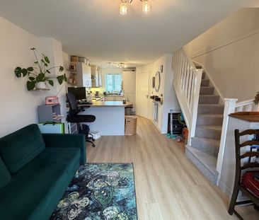 Arnold Way - Photo 2