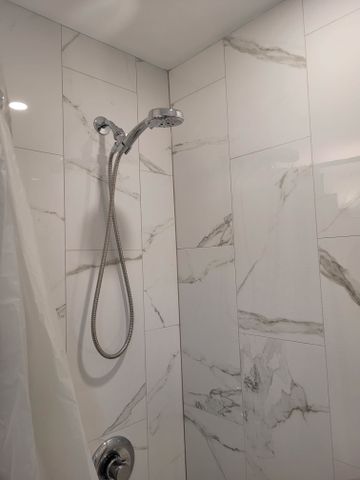 For Lease - 517 Mohawk Road Unit# Main, Hamilton, Ontario - Photo 3