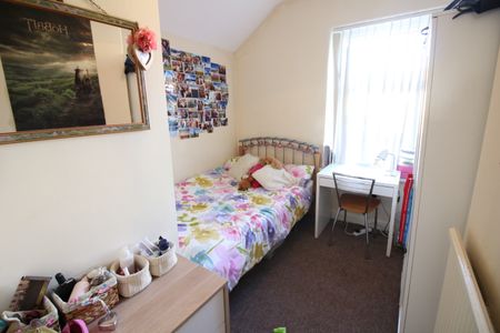 Lisvane Street, Cathays - Photo 5