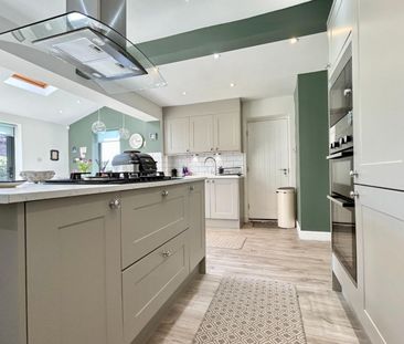 3 bedroom House To Let - Photo 4