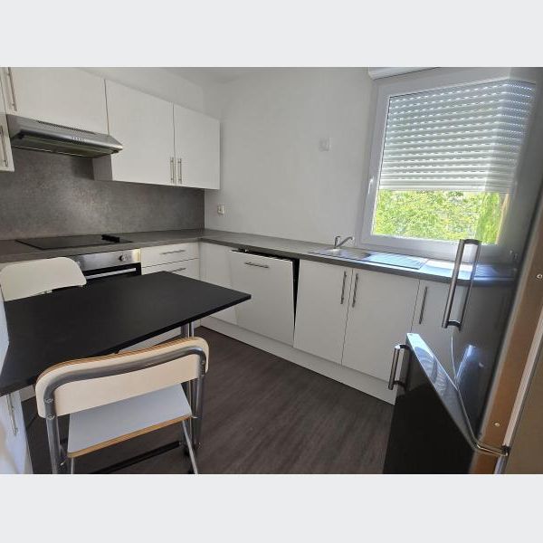 Appartement à Louer à LILLE 1280 € - Photo 1