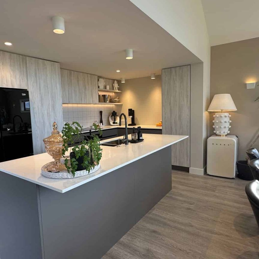 Spacious home in popular Hanley's Farm - Photo 1