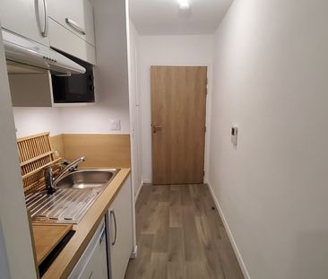 Location Appartement 1 pièce 19m² ST NAZAIRE 44600 - Photo 3