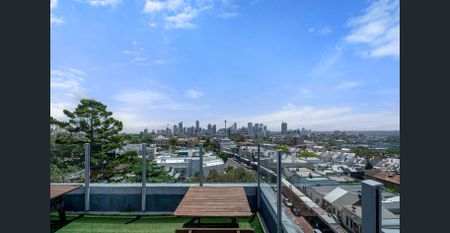 Sun-Drenched Studio Apartment In The Heart Of Paddo With Rooftop Pool - Photo 3