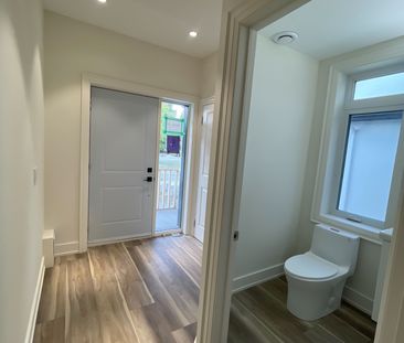 For Lease - 263 Barrie Street Unit# 8, Bradford West Gwillimbury, O... - Photo 4