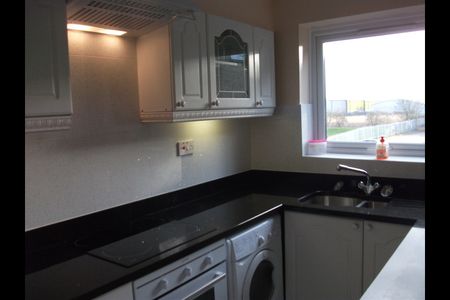 1 Bed Flat, Gurney Close, IG11 - Photo 4