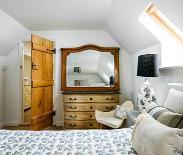 6 bedroom property to rent in Wells - Photo 1