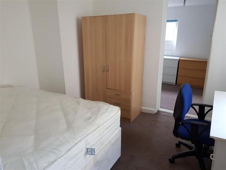 1 bedroom semi-detached house to rent - Photo 4