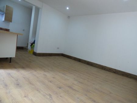 Inkerman Street, Bacup - Photo 2