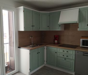 Rare dans le Vieil Antibes, duplex type 2/3 pièces à louer m - Photo 5