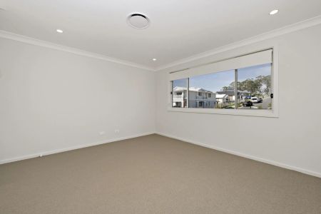 4 Bedroom Home - Photo 5