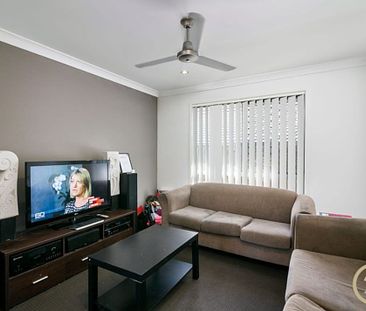 Great Size Family Home - Photo 3