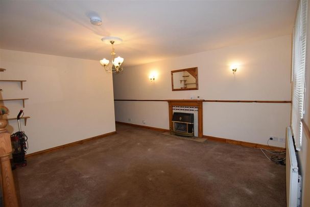 3 bedroom terraced house to rent - Photo 1