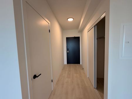 For Lease - 4878 Powers Common Unit# D701, Burlington, Ontario - Photo 5