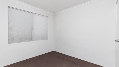 33 Allamanda Gate, Helena Valley WA 6056 - House For Rent - $800 | Domain - Photo 5