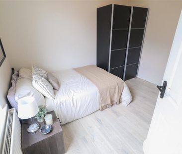 1 bedroom in a house share to rent - Photo 6