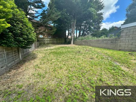 5 bedroom semi-detached house to rent - Photo 5