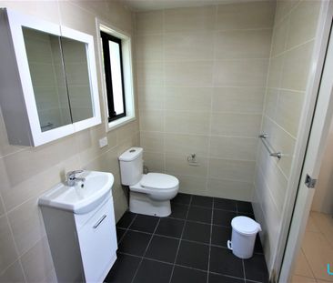 Fully self contained one bedroom unit - Photo 1