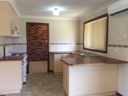 2 Bedroom Duplex - East Dubbo - Photo 4
