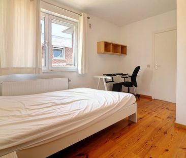 Appartement te huur - foto 3