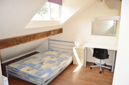 3 bedroom flat to rent - Photo 5