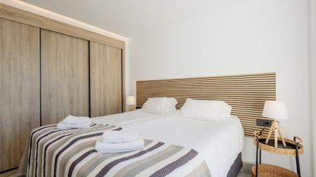 Luxury 3-bedroom penthouse Almazara Hills with sea views Costa del Sol - Photo 5