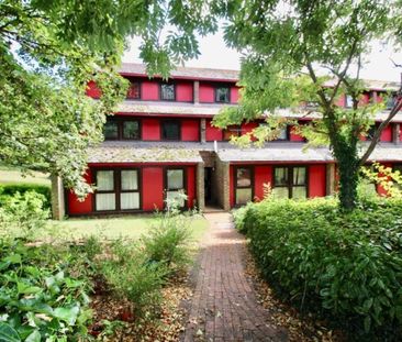 Ashfields, The Drive, Peterborough - Photo 1