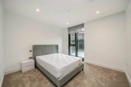 Palmer Road, Nine Elms, SW11 - Photo 3