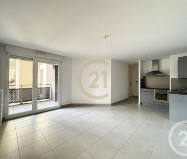 Location Appartement 4 pièces 67m² MELUN 77000 - Photo 2