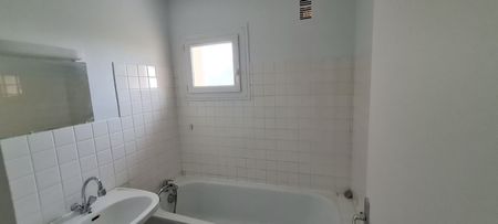 Appartement type faux 4 les Peupliers à Brioude - Photo 2