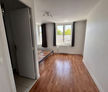 Location Appartement 1 pièce 21m² LISIEUX 14100 - Photo 1
