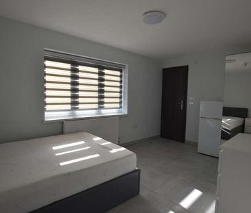 Chaplin Road, Wembley, HA0 - Photo 4