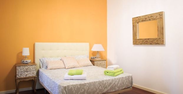 Luxury apartment with gym, sauna and pool right next to Portal del Angel - Photo 1