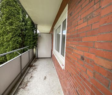 Renovierung befindet sich im Endspurt! Großzügige 2-Zimmer-Wohnung mit neuem Duschbad und Balkon! - Photo 4