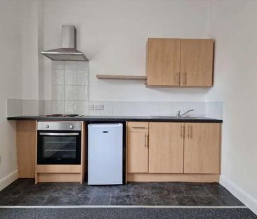 Adelaide Street, Blackpool, FY1 - Photo 3