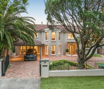 Idyllic Executive Residence in Heart of Pymble with Tennis Court an... - Photo 2