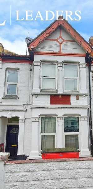 1 bedroom in a house share to rent - Photo 1