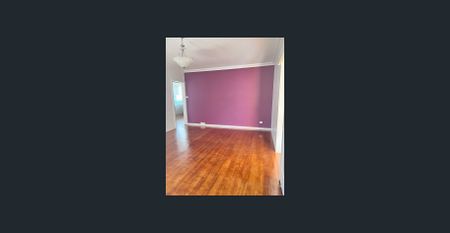 Spacious Family Home with Big Beautiful Yards – Ready for New Memories - Photo 2