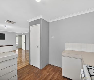 Low Maintenance Villa in Prime Location - Photo 5