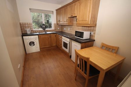 48a Whitethorn Grove, Gortlee, Letterkenny, Co. Donegal F92 W443 - Photo 5