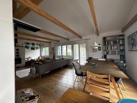 CHARMING WITH GENEROUS NATURAL GARDEN - Photo 4