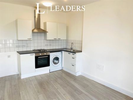 2 bedroom apartment to rent Old Christchurch Road, Bournemouth, BH1 - Photo 3