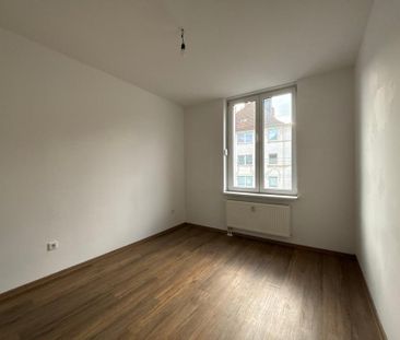 Gepflegte 3-Zimmer-Wohnung mit guter Lage und Anbindung - Foto 1